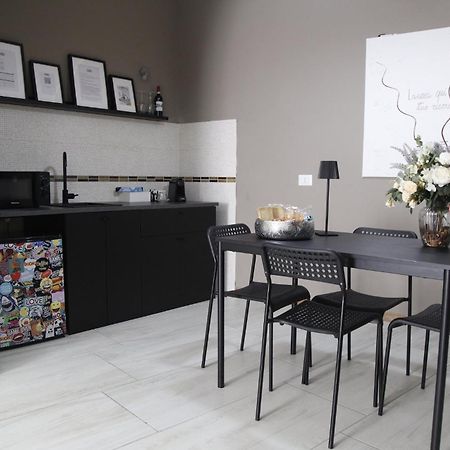 Caiazzo Grey Apartment מראה חיצוני תמונה