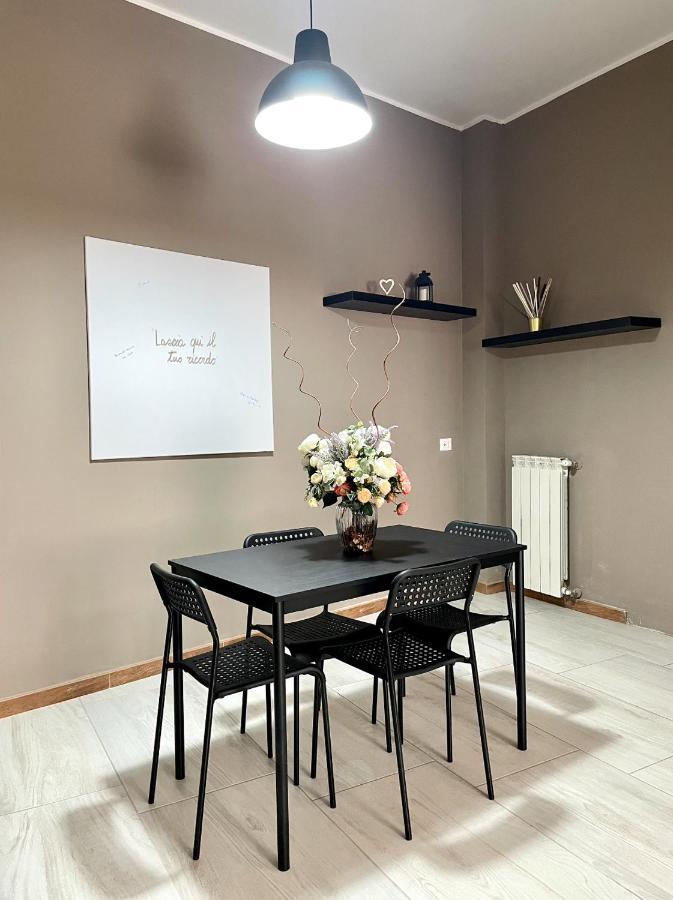 Caiazzo Grey Apartment מראה חיצוני תמונה