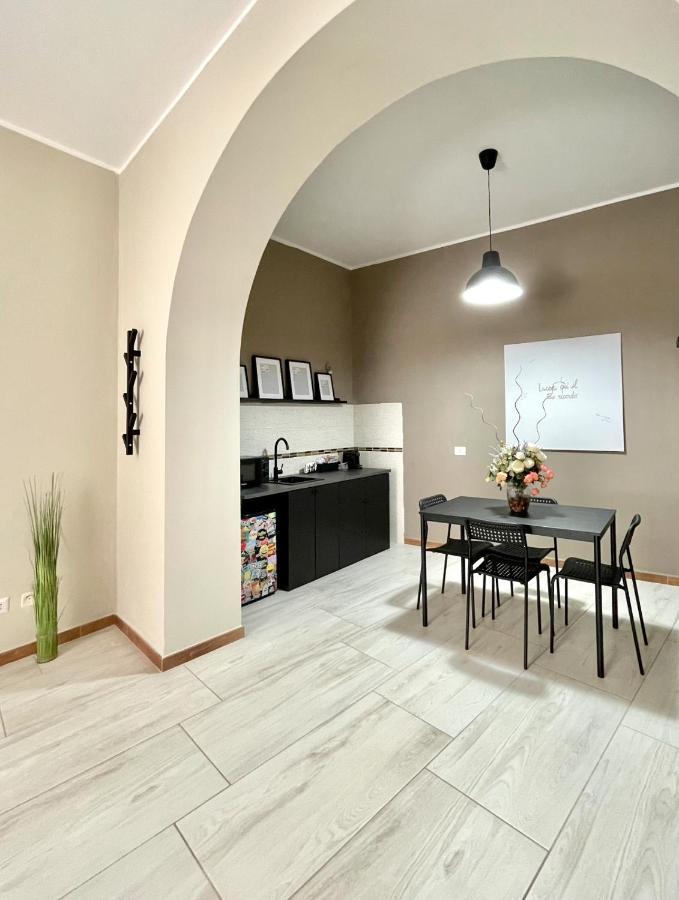 Caiazzo Grey Apartment מראה חיצוני תמונה